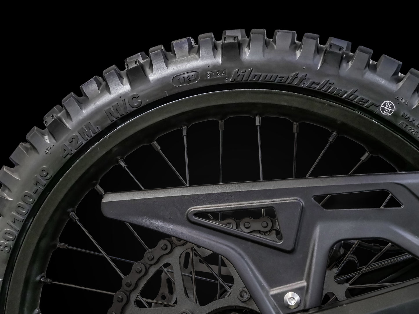 Pivotrax Killowatt Climber Rear Tire 80/100-19